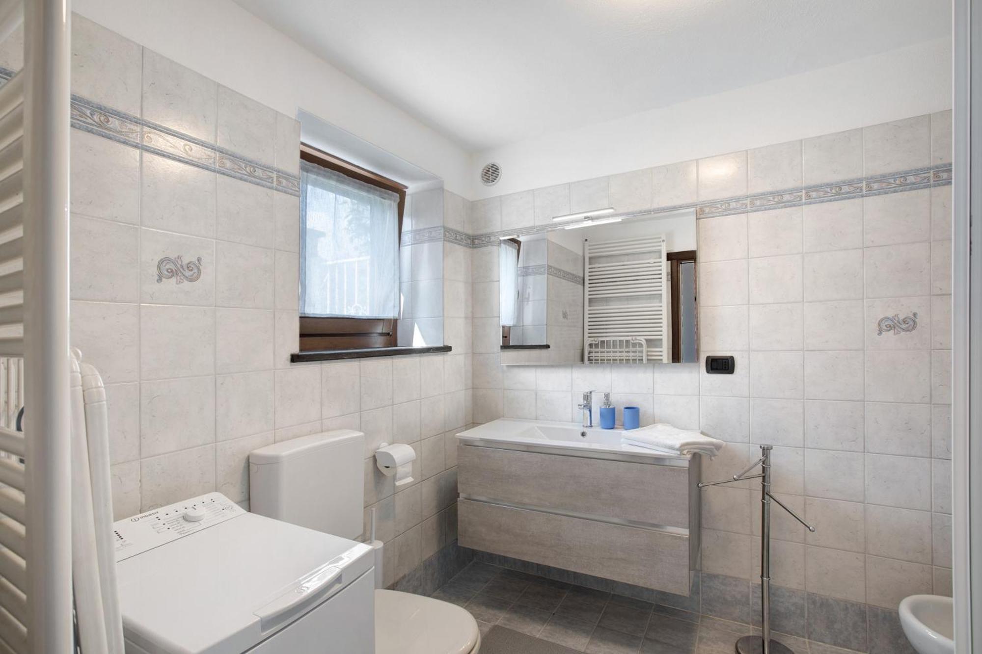 Casa Sabrina - Blu Apartment Aosta