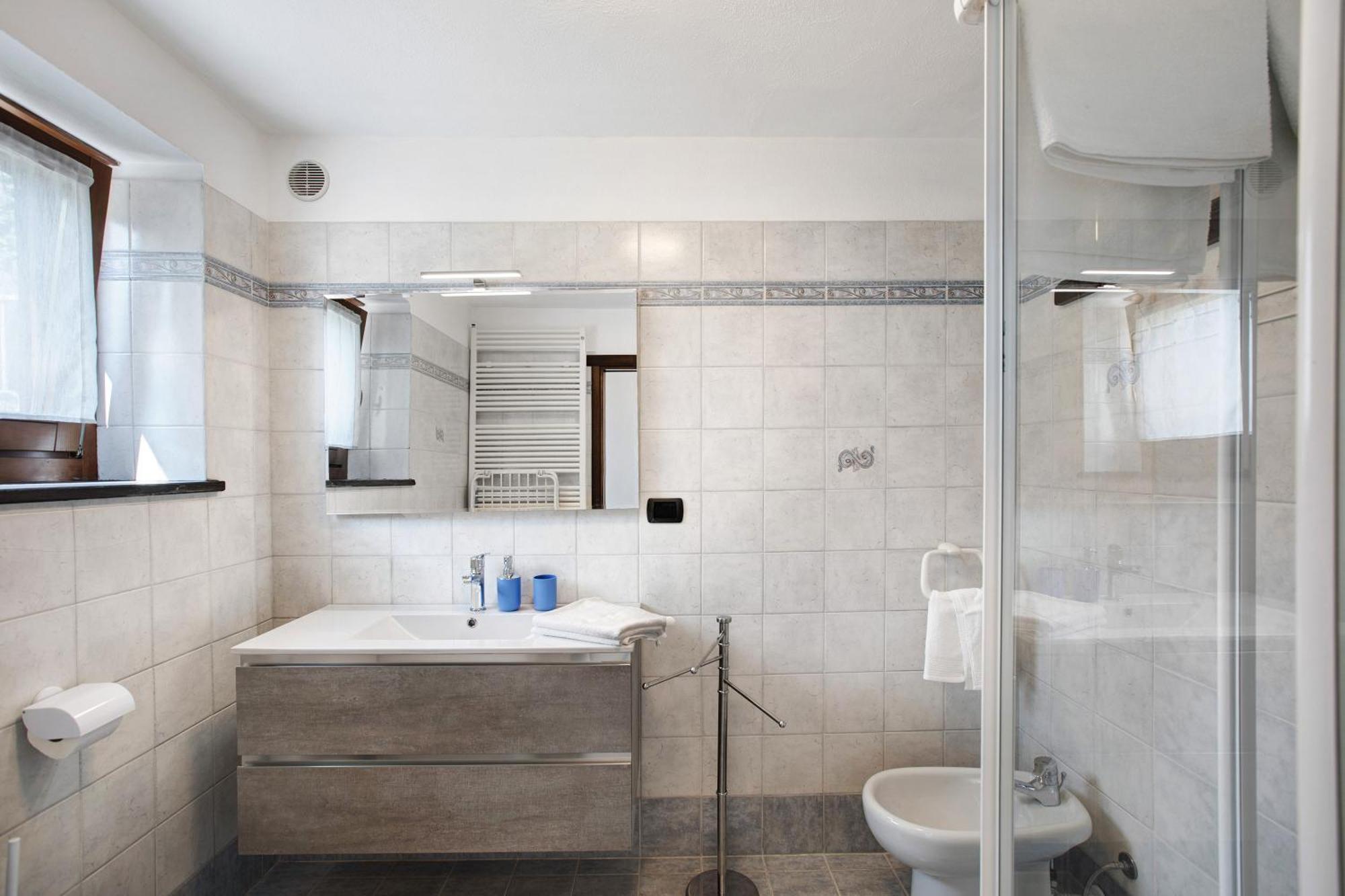 Casa Sabrina - Blu Appartamento Aosta